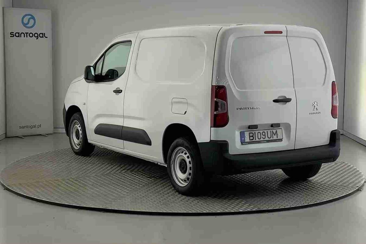 peugeot-partner-2024-diesel-1499cc