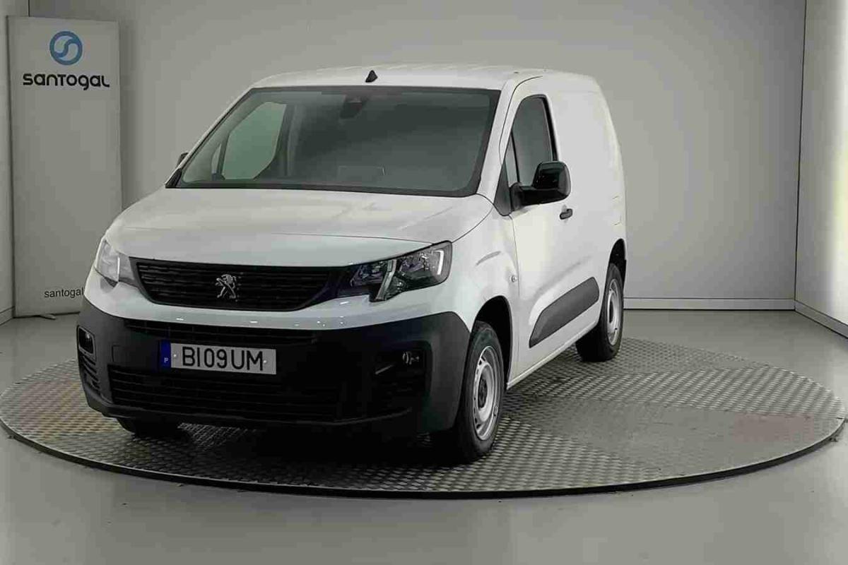 peugeot-partner-2024-diesel-1499cc
