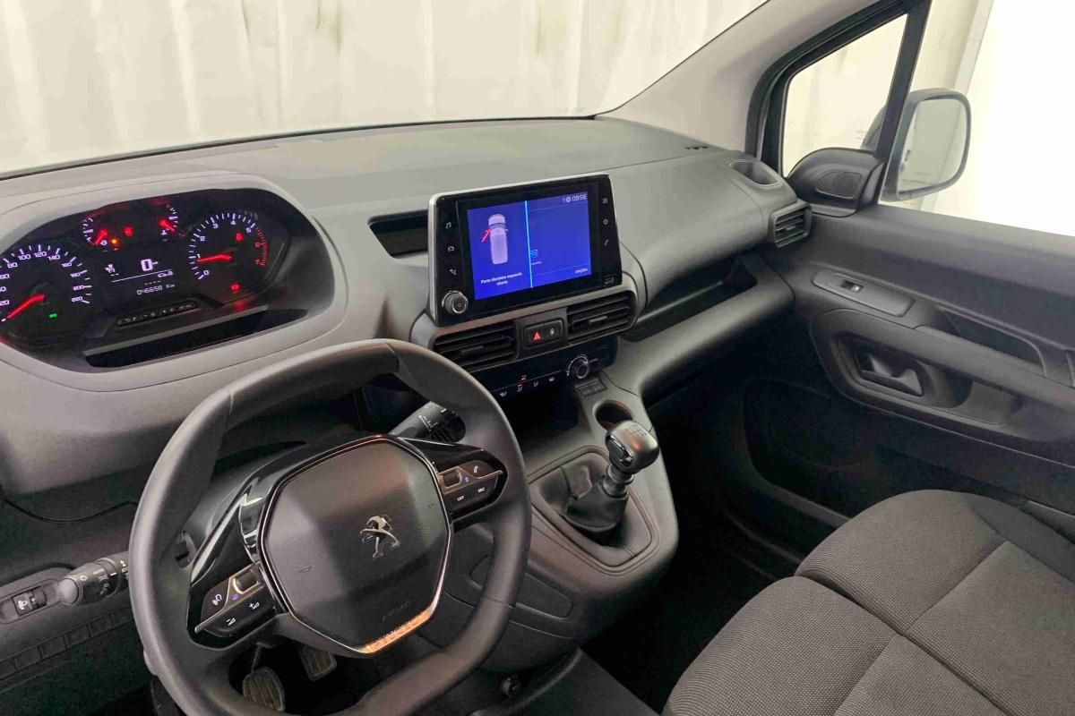 peugeot-partner-2024-diesel-1499cc