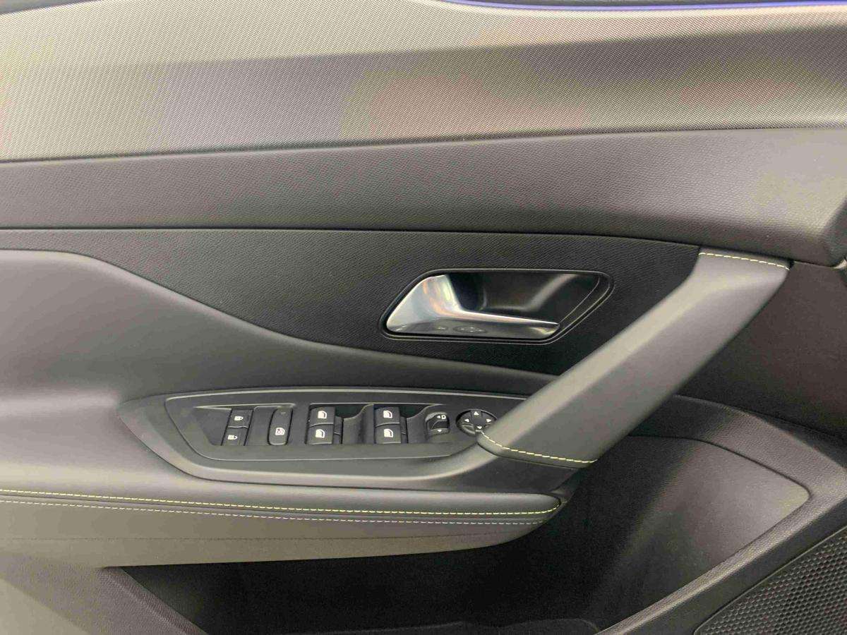 peugeot-408-2024-hibrido-1598cc