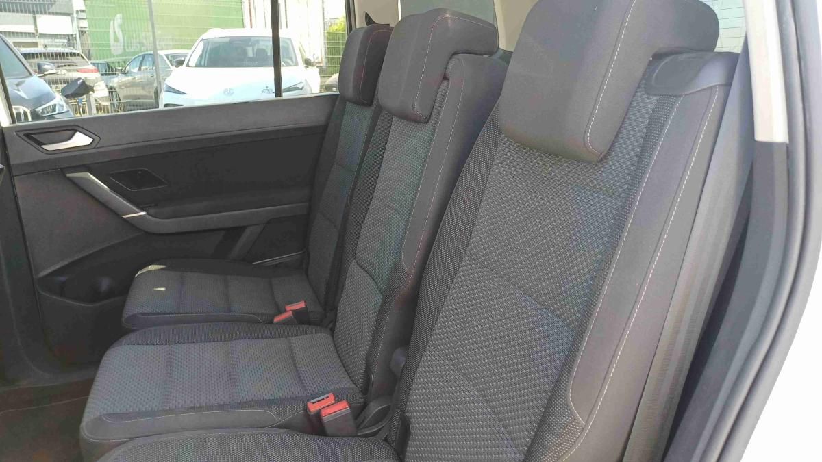 volkswagen-touran-2018-diesel-1598cc