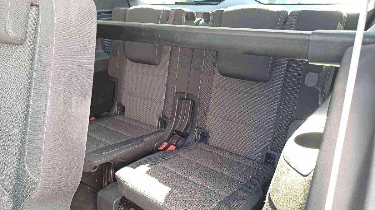 volkswagen-touran-2018-diesel-1598cc