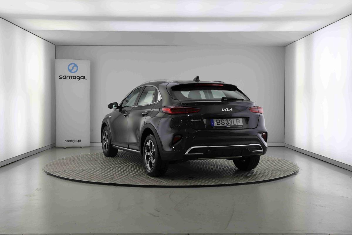 kia-xceed-2025-gasolina-998cc