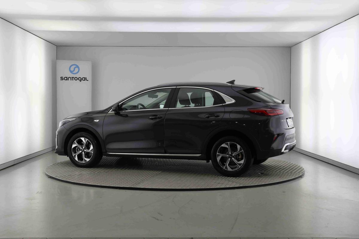 kia-xceed-2025-gasolina-998cc