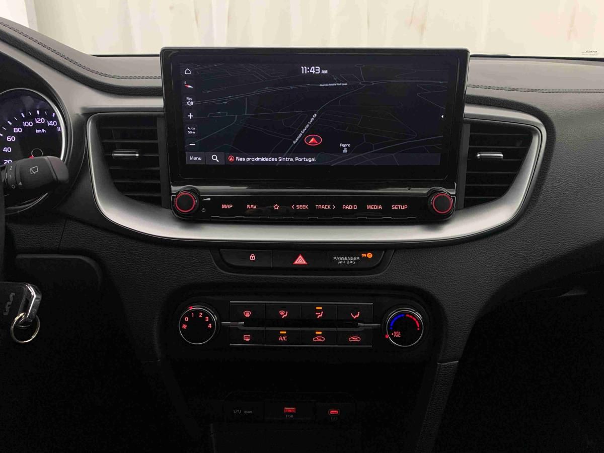 kia-xceed-2025-gasolina-998cc