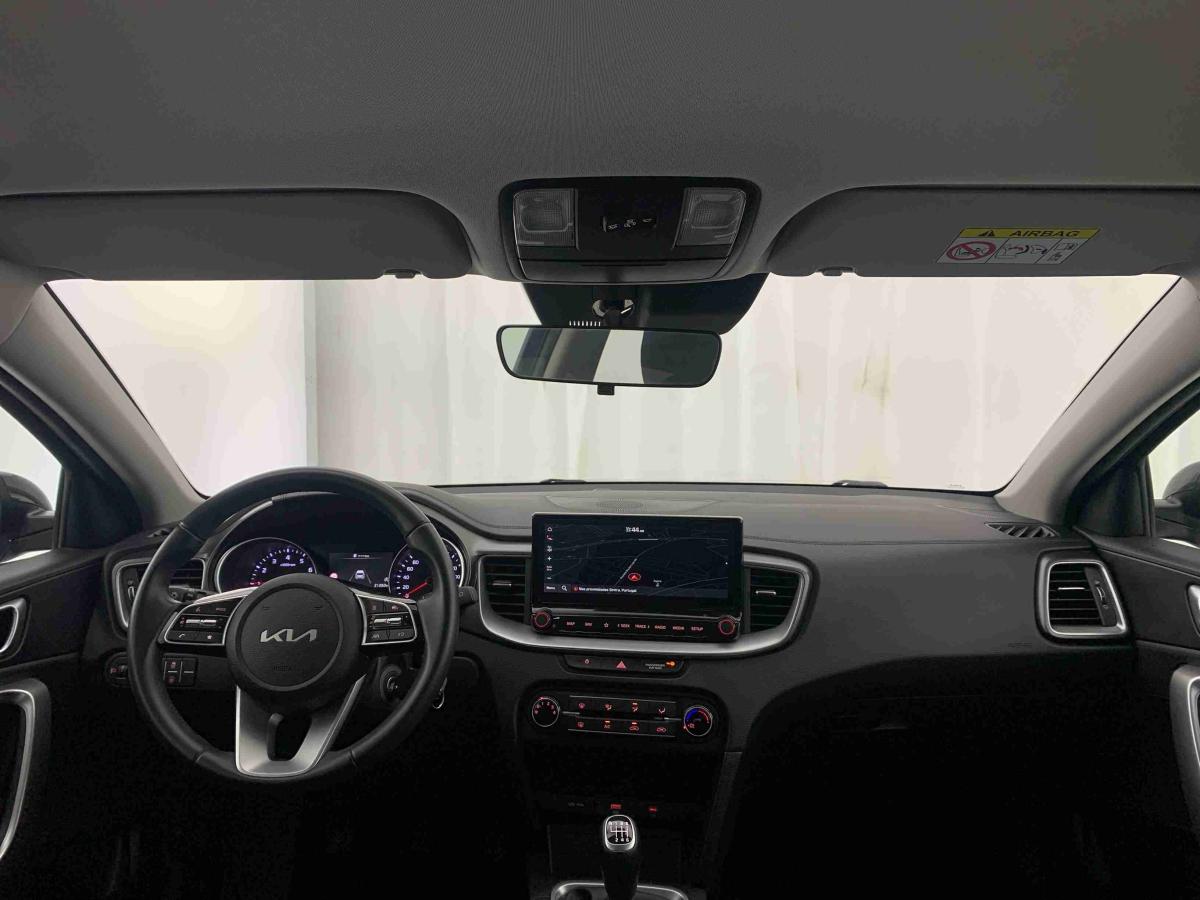 kia-xceed-2025-gasolina-998cc