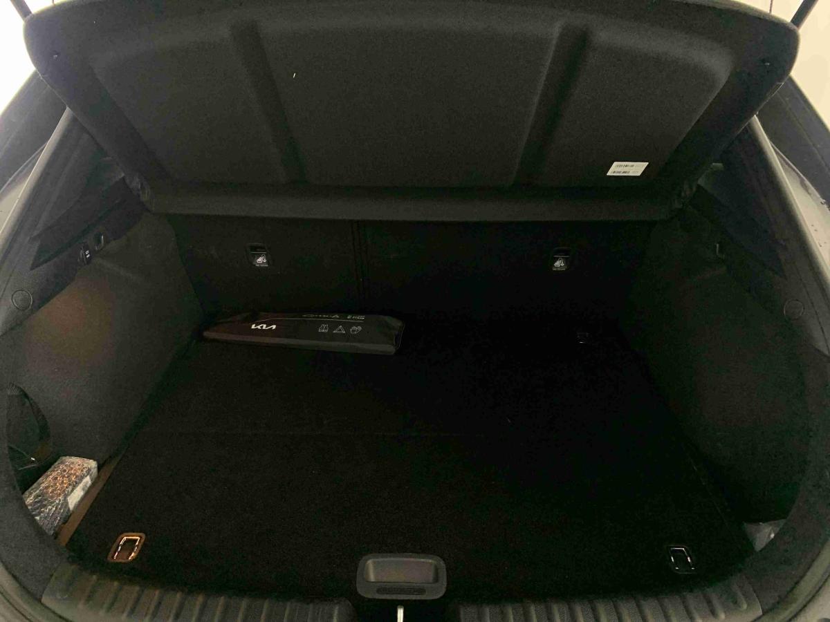 kia-xceed-2025-gasolina-998cc