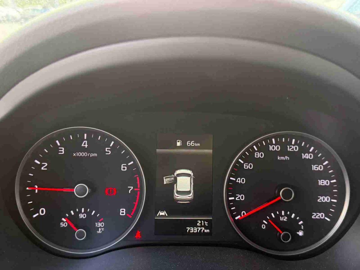 kia-stonic-2022-gasolina-998cc