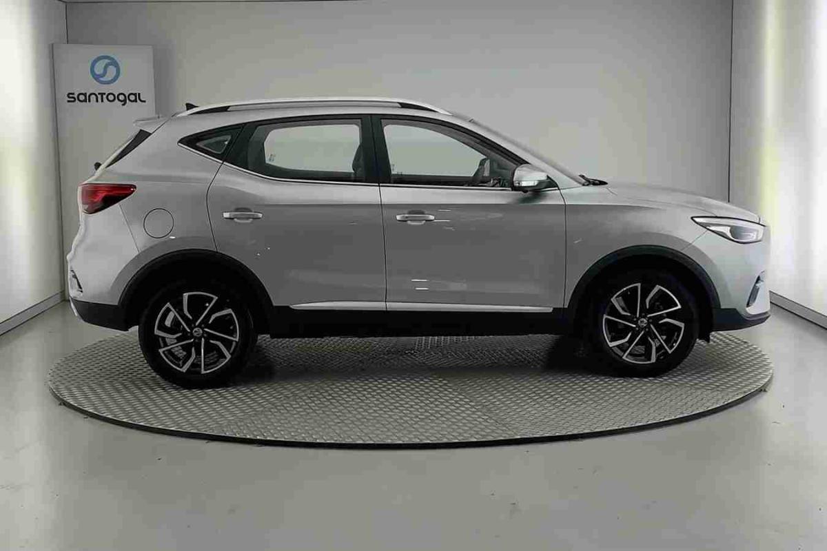 mg-ya-2025-gasolina-999cc