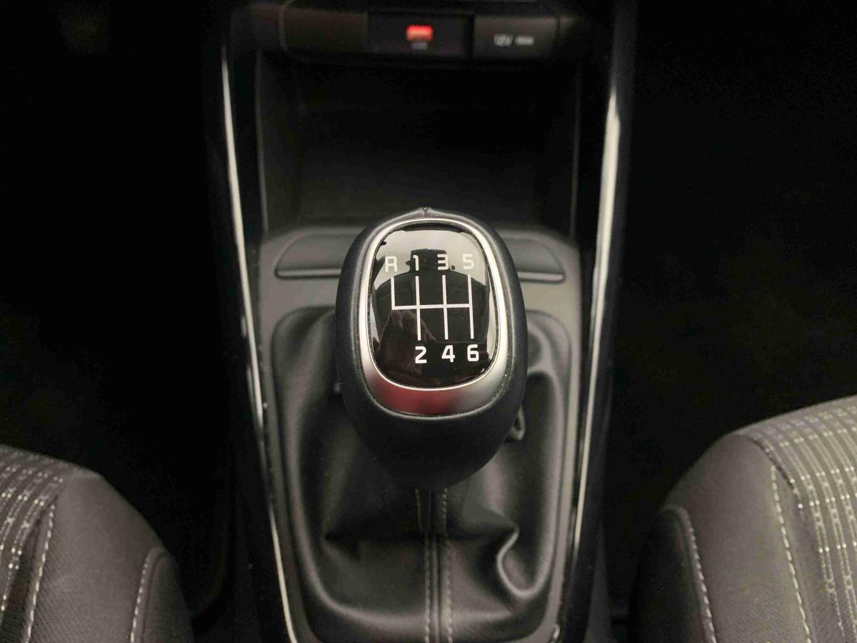 kia-stonic-2025-gasolina-998cc