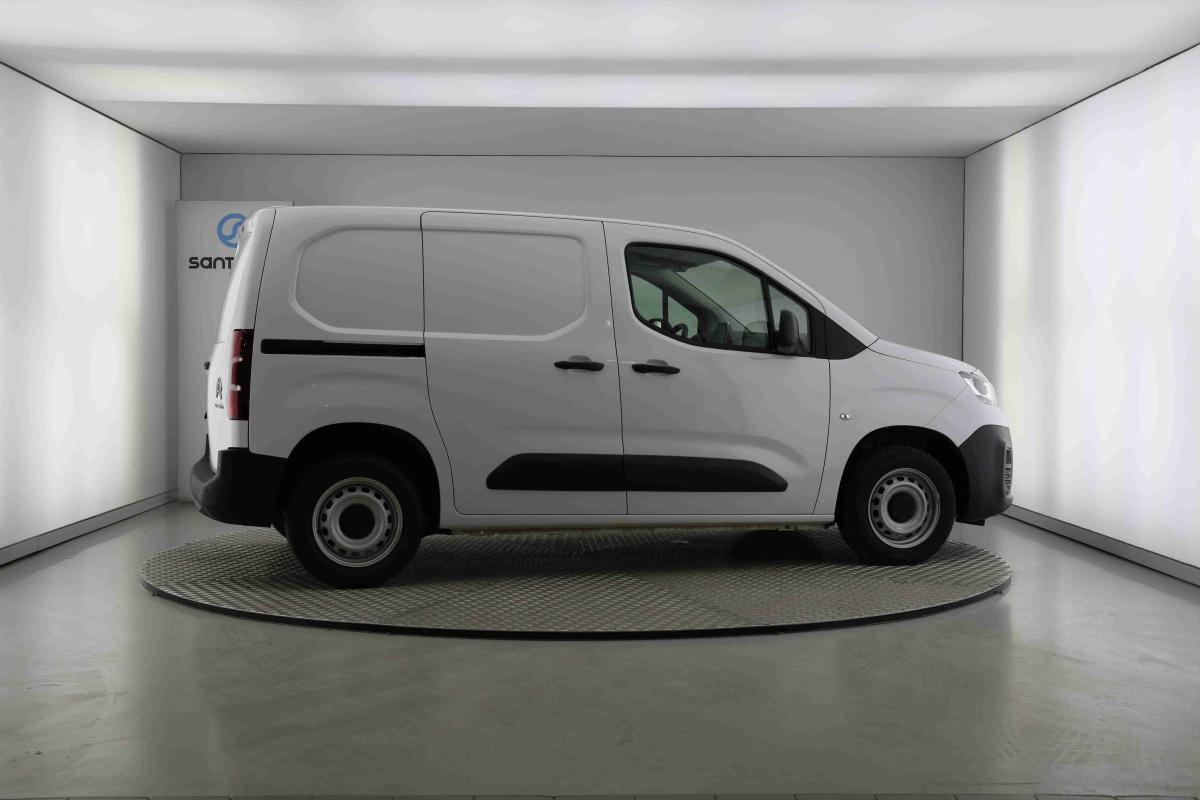 citroen-berlingo-2023-diesel-1499cc
