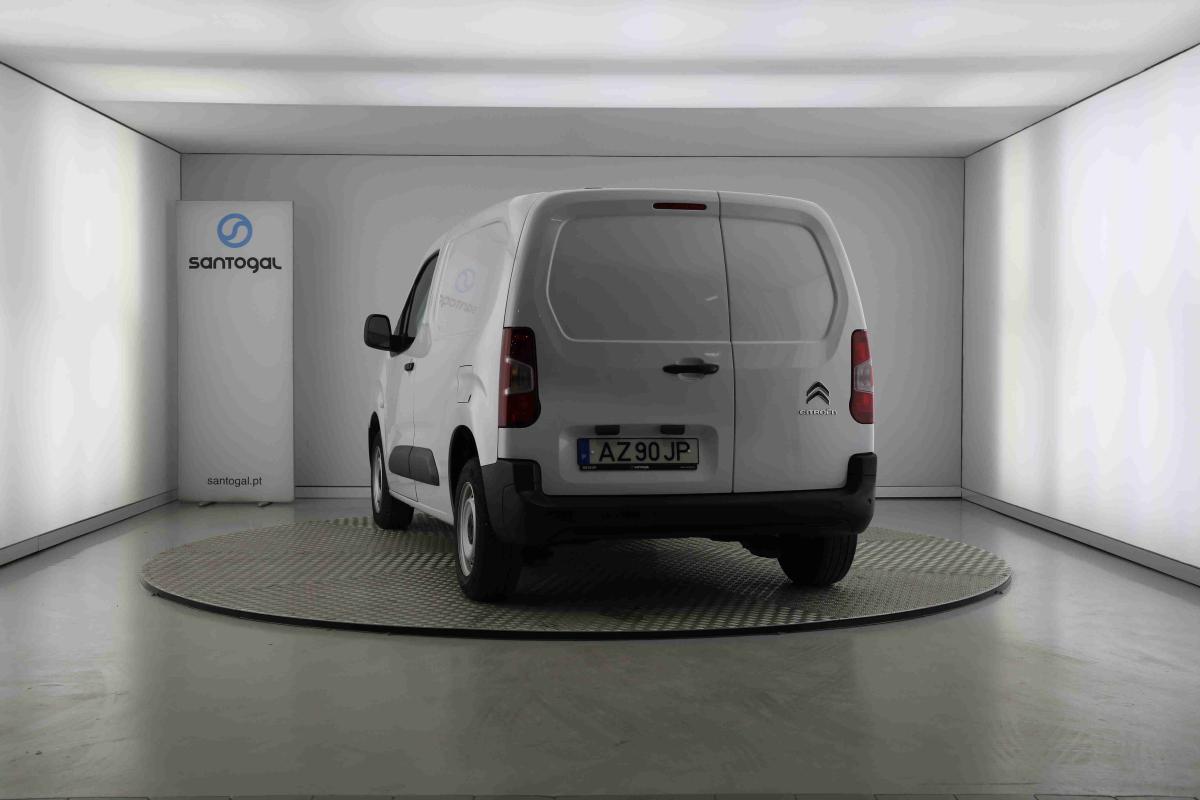 citroen-berlingo-2023-diesel-1499cc