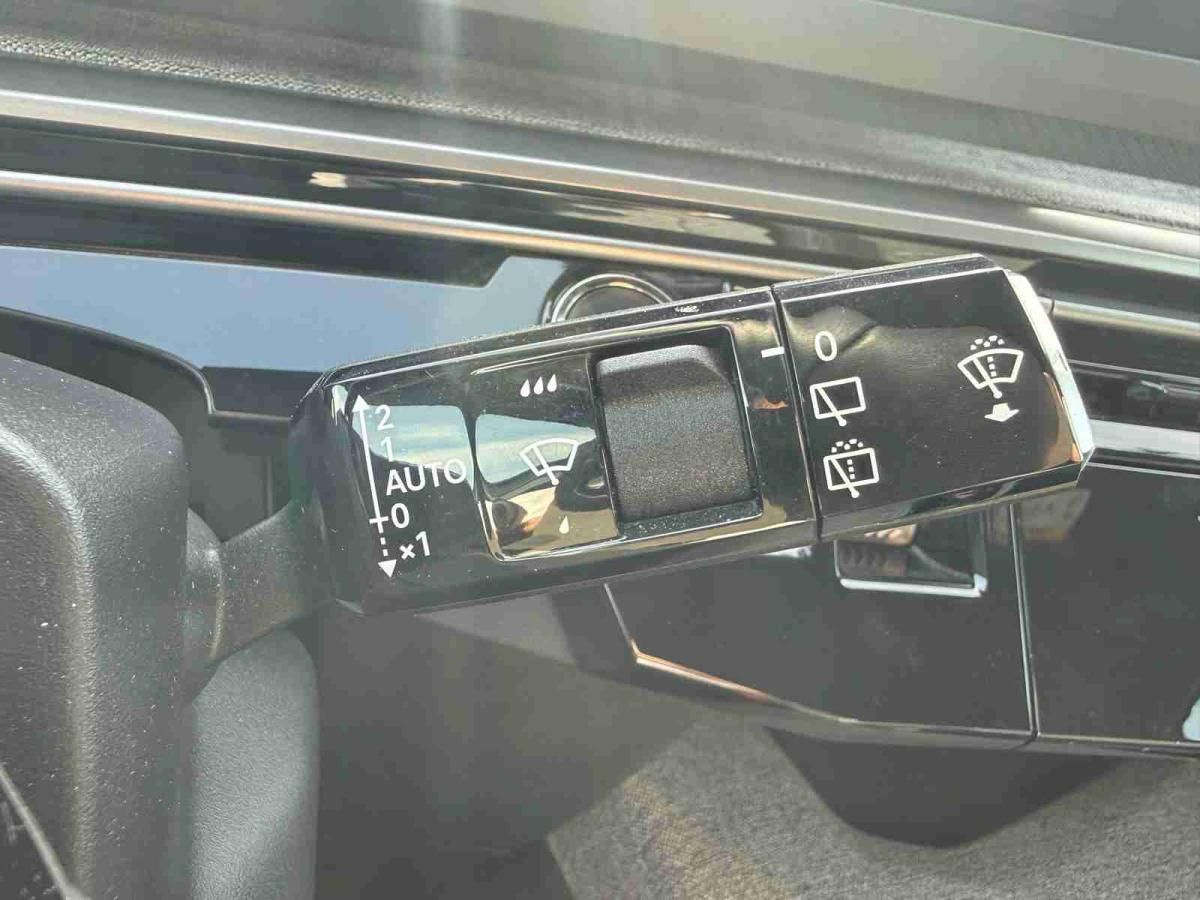 peugeot-5008-2025-gasolina-1199cc