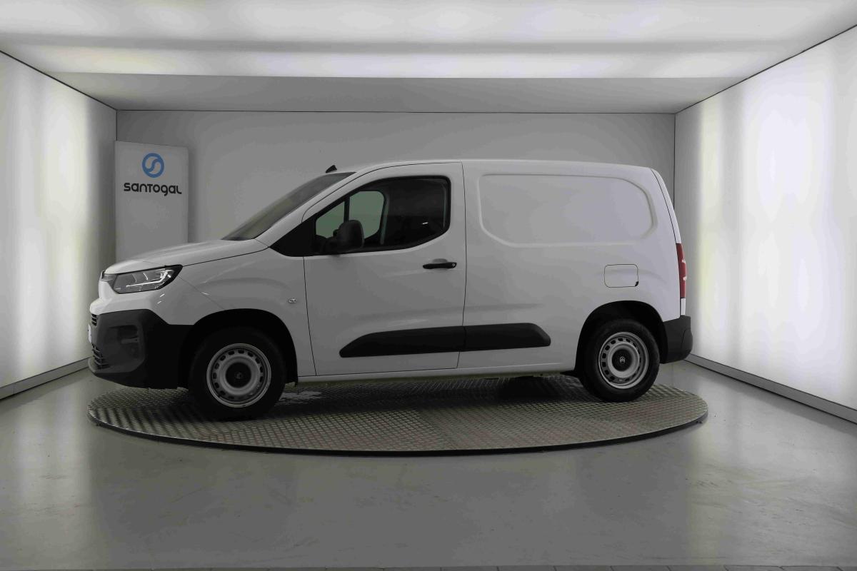 citroen-berlingo-2024-diesel-1499cc