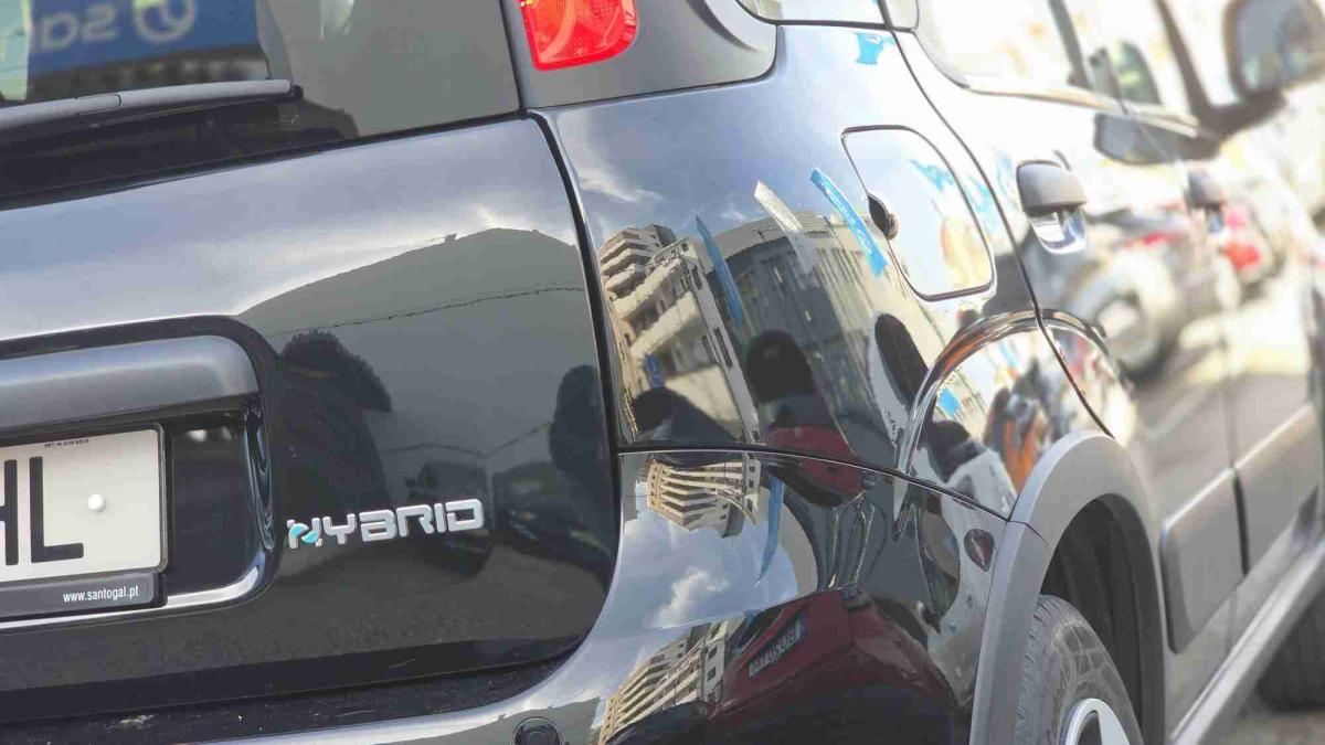 fiat-panda-2024-gasolina-999cc
