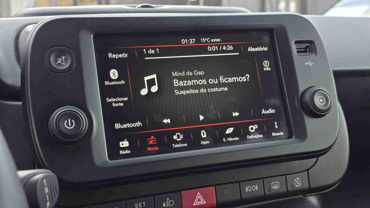 fiat-panda-2024-gasolina-999cc