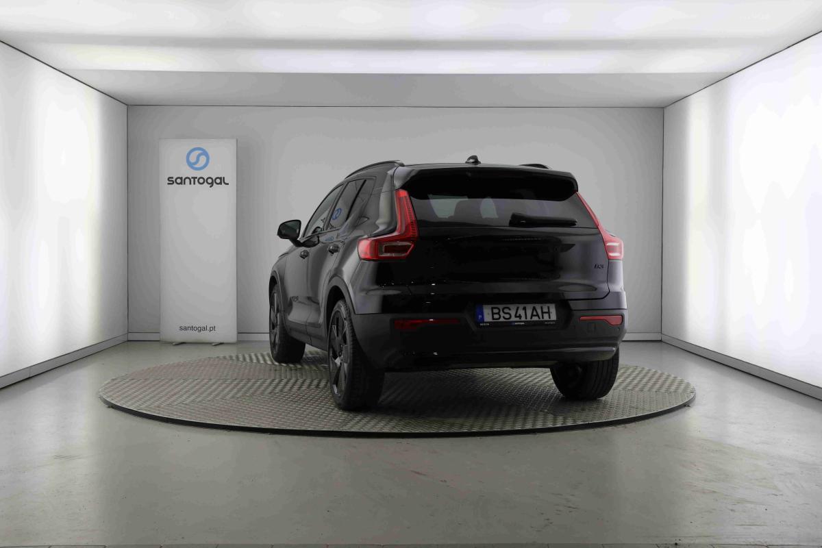 volvo-xc40-2025-gasolina-1969cc