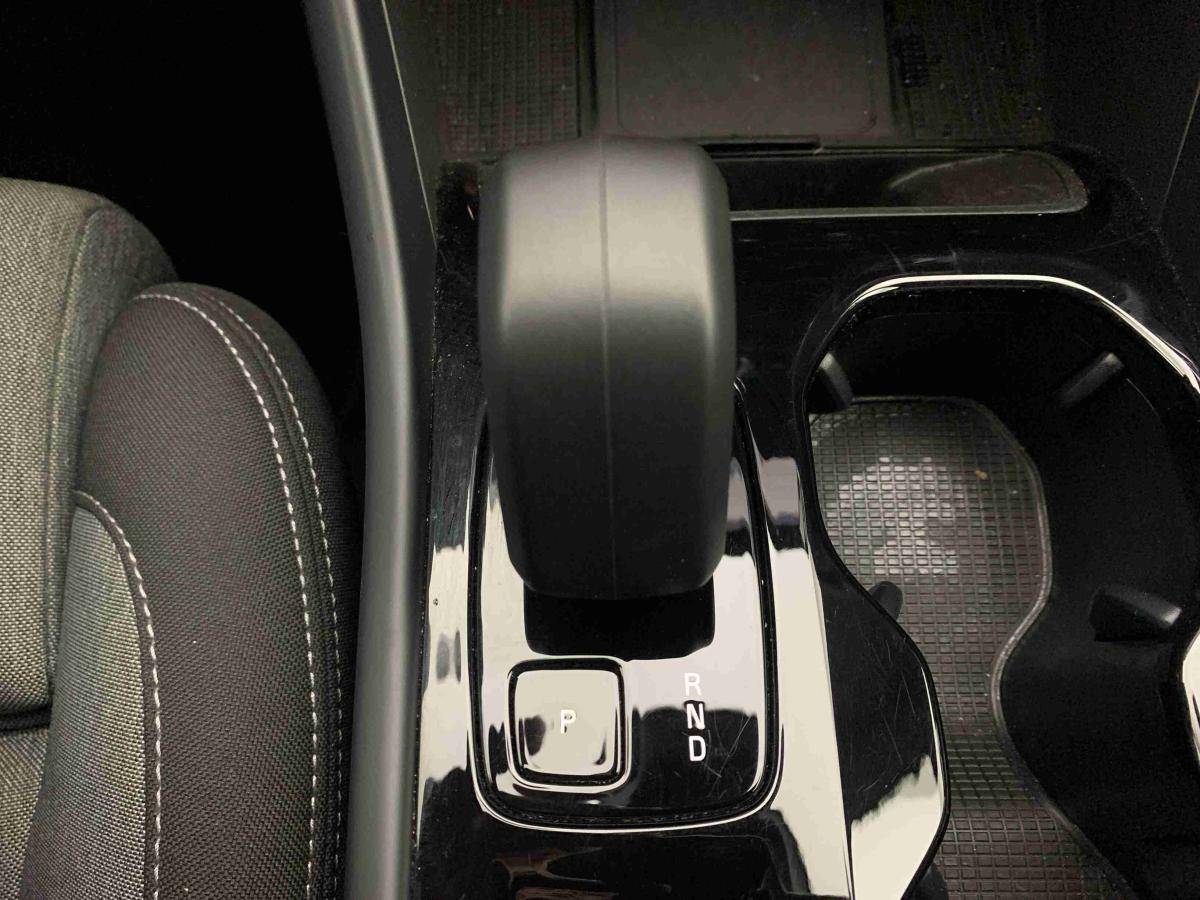 volvo-xc40-2025-gasolina-1969cc