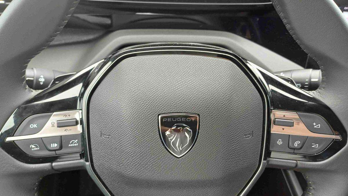 peugeot-308-sw-2025-gasolina-1199cc