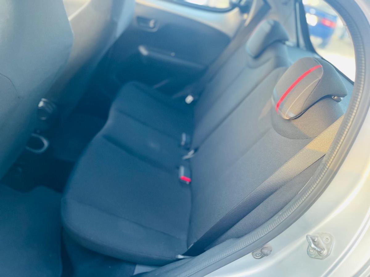 peugeot-108-2015-gasolina-998cc