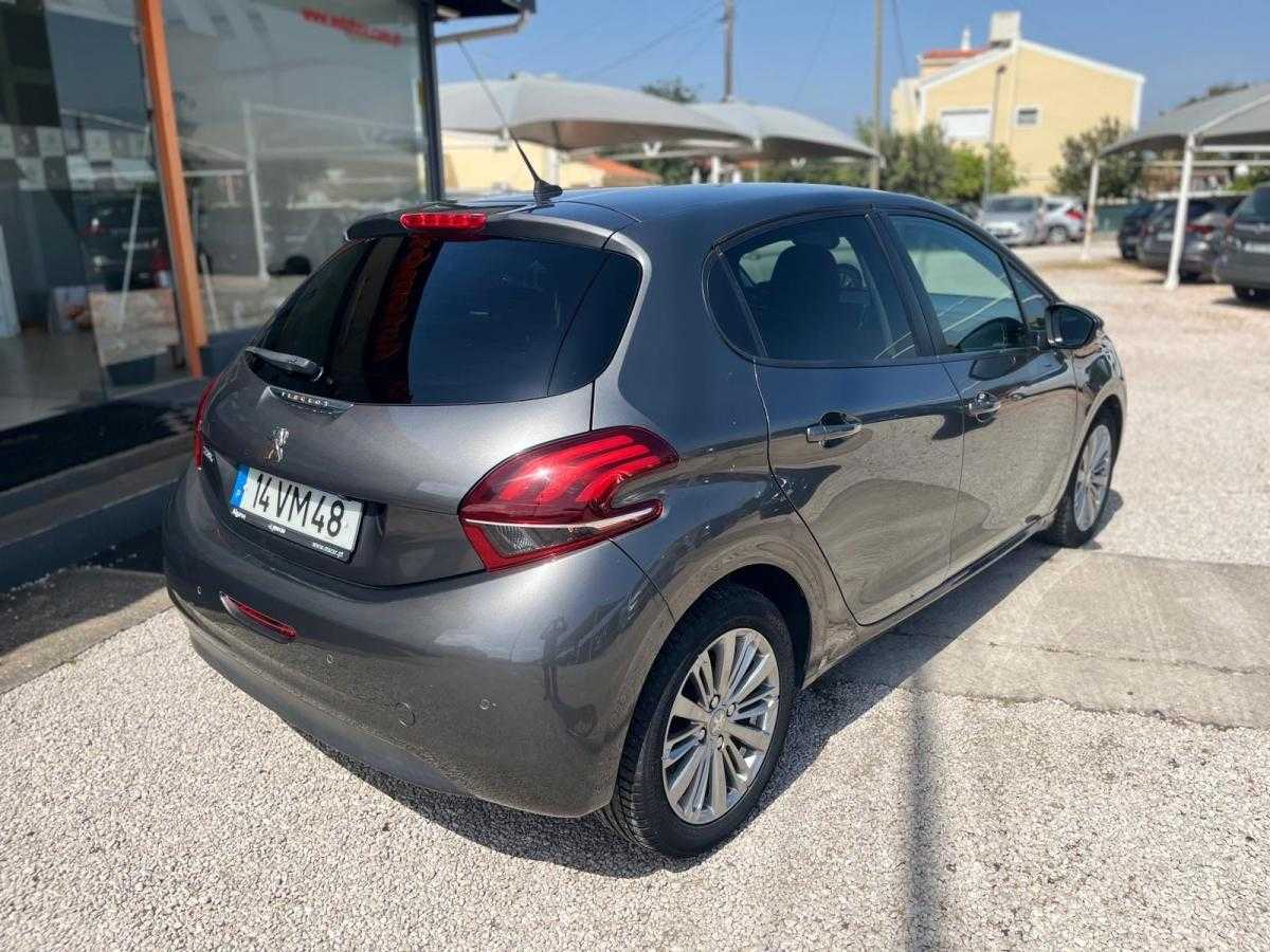 peugeot-208-2018-gasolina-1199cc