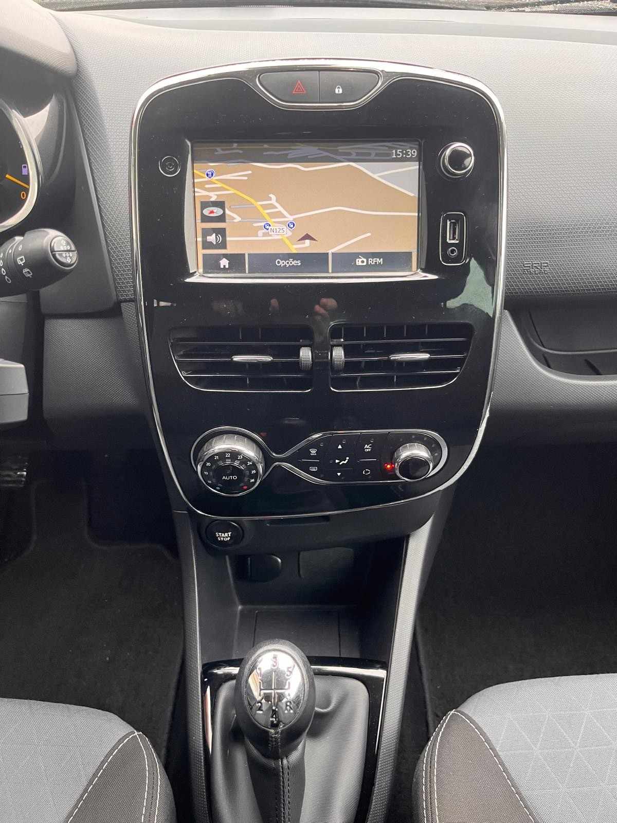 renault-clio-sport-tourer-2014-gasolina-898cc