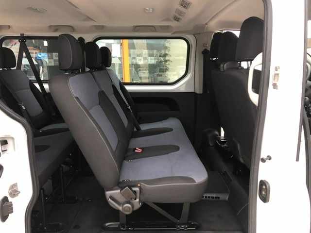 opel-vivaro-2016-diesel-1600cc
