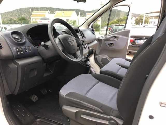 opel-vivaro-2016-diesel-1600cc