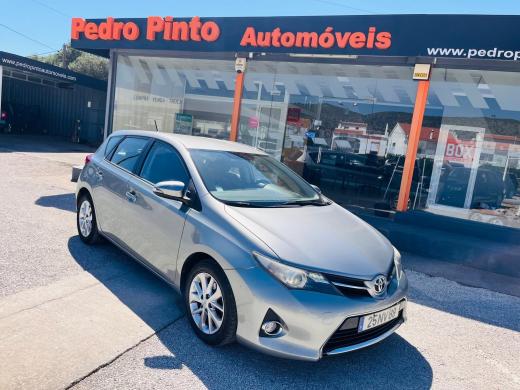 toyota-auris-2013-gasolina-1329cc