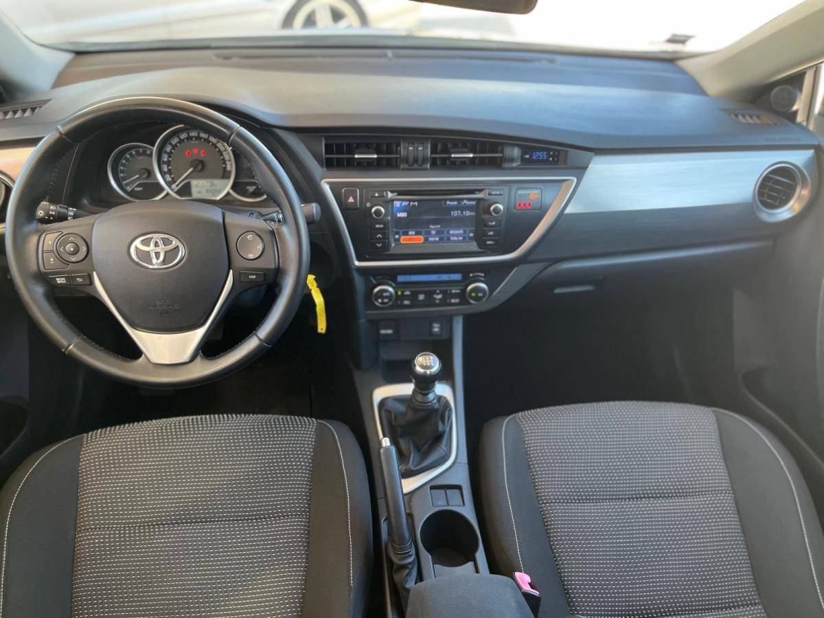 toyota-auris-2013-gasolina-1329cc