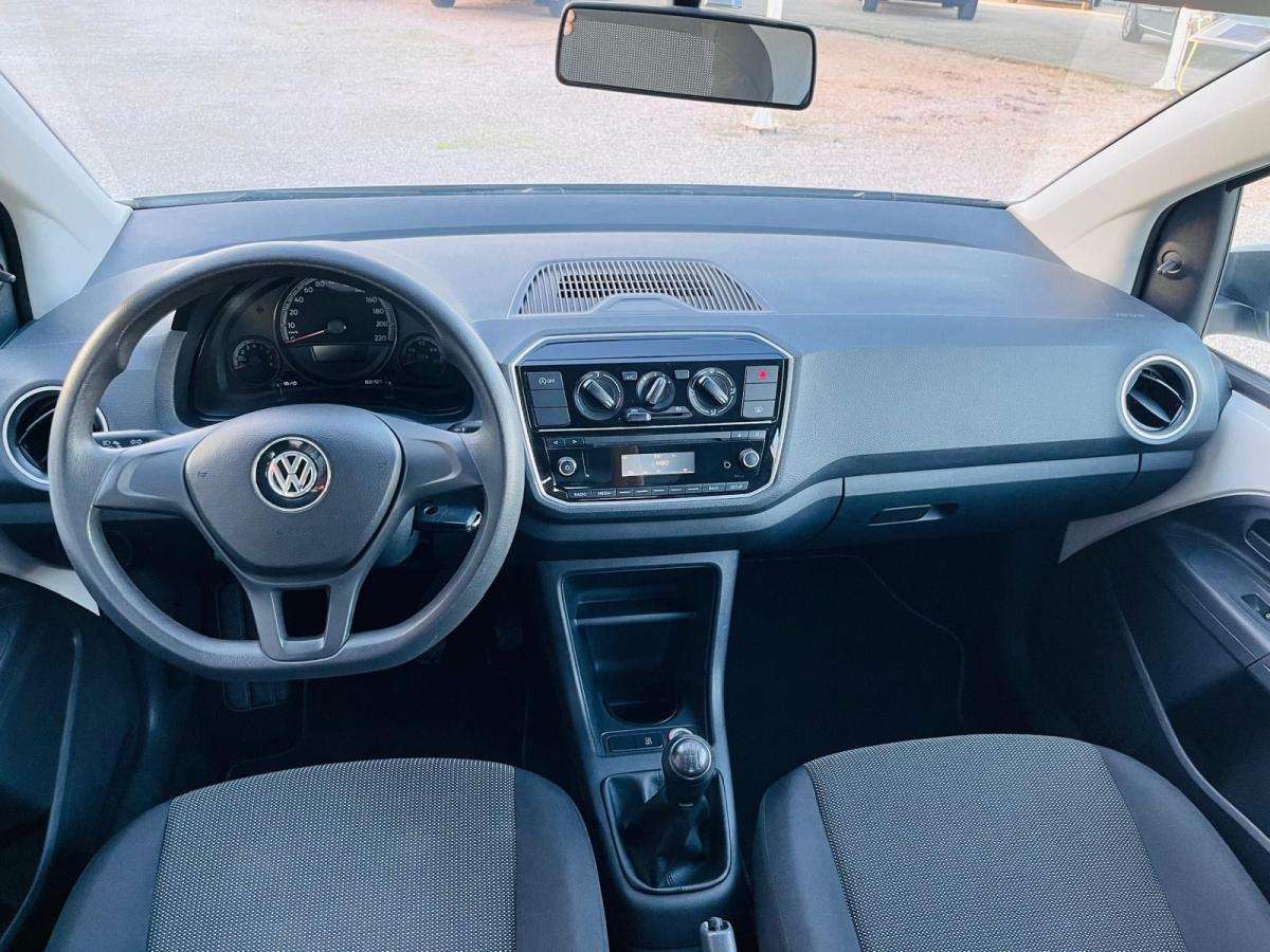 volkswagen-up-2017-gasolina-1000cc