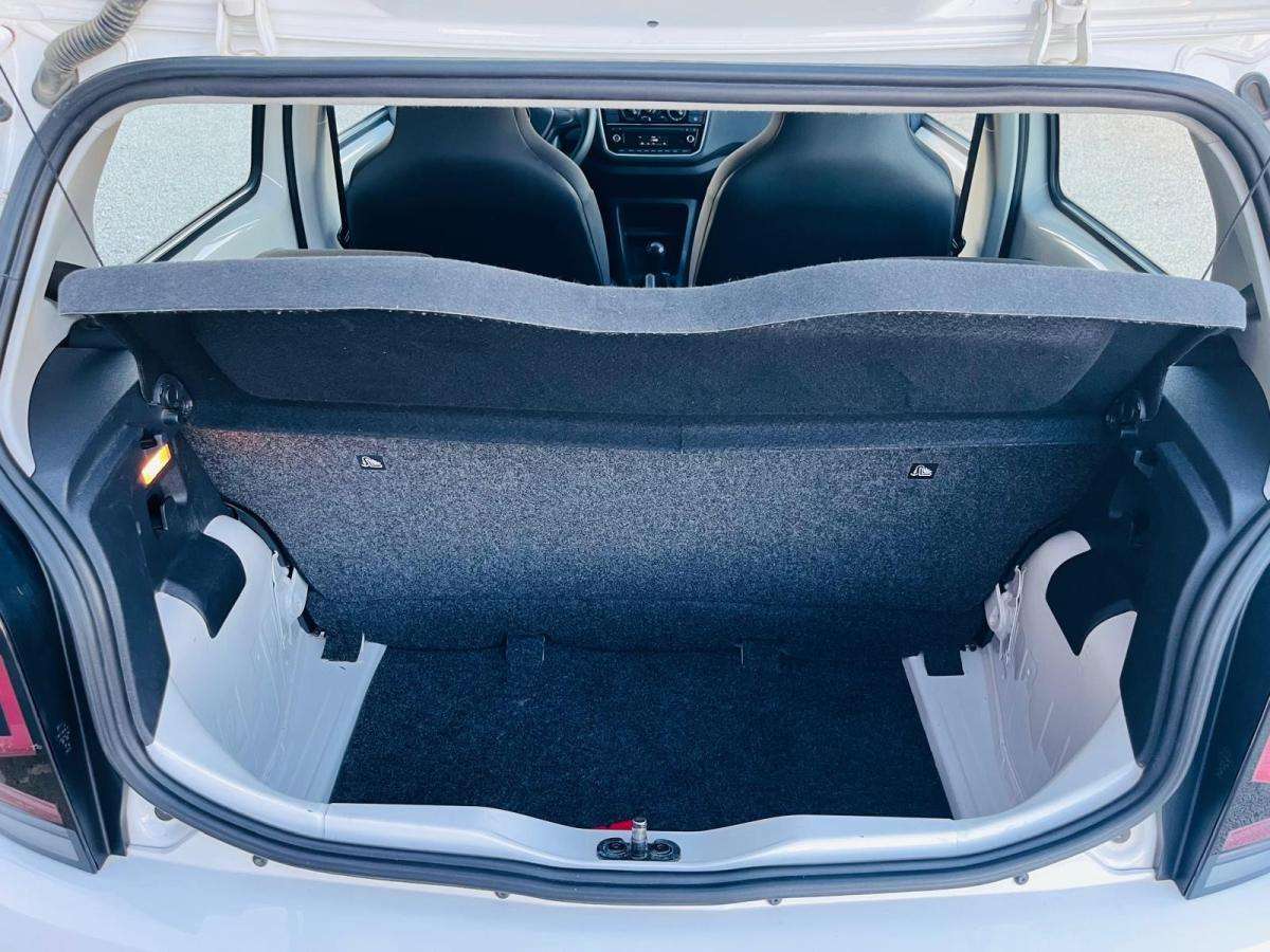 volkswagen-up-2017-gasolina-1000cc