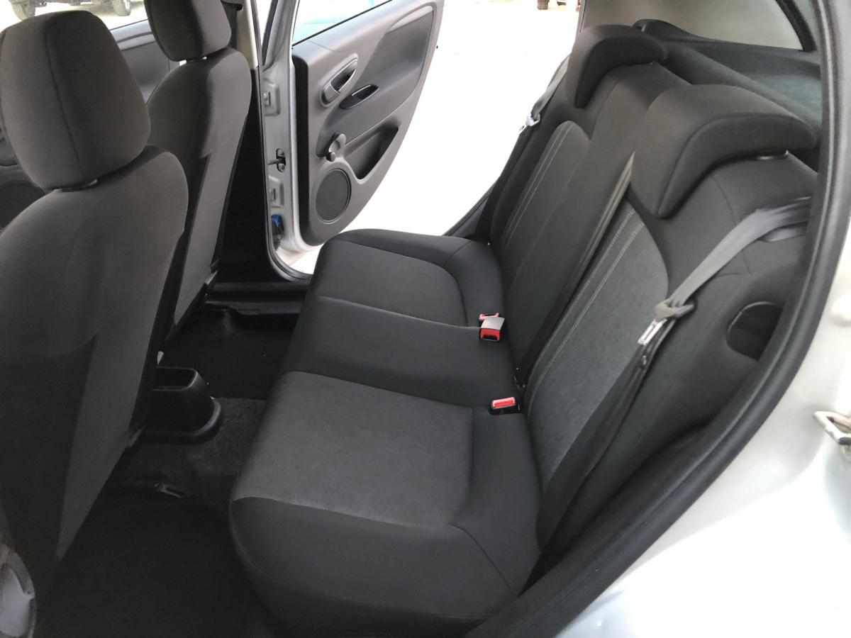 fiat-punto-2017-gasolina-1200cc