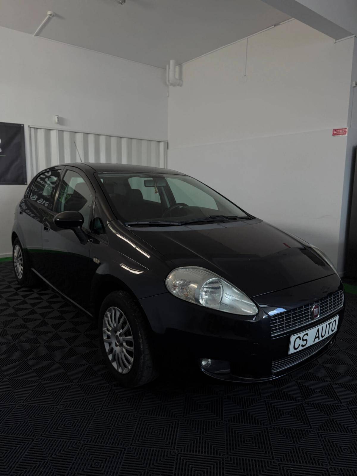 fiat-punto-2010-diesel-1200cc