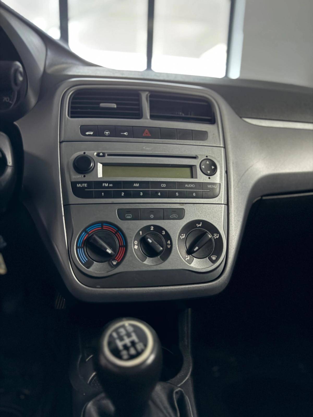 fiat-punto-2010-diesel-1200cc