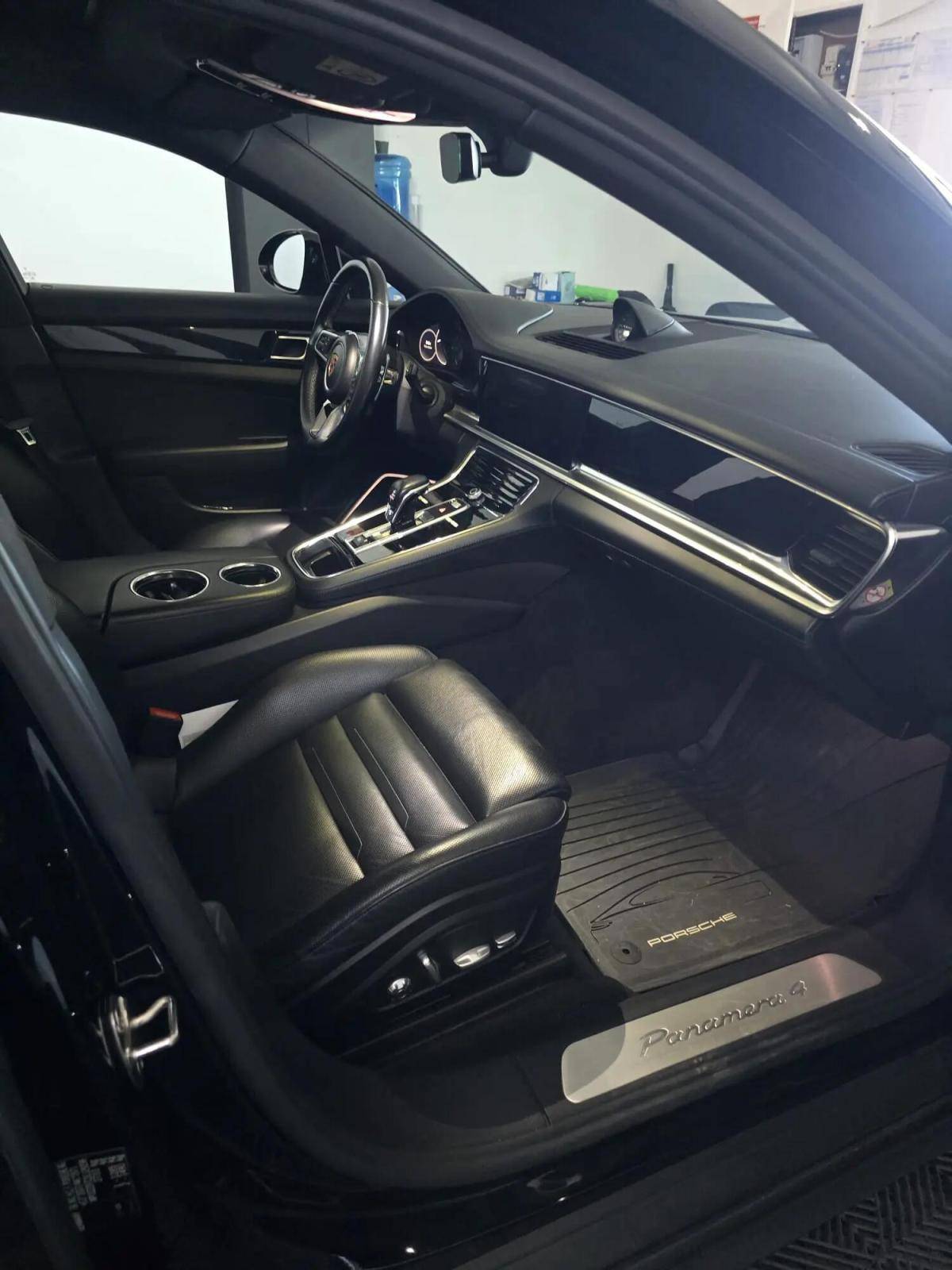 porsche-panamera-2017-hibrido-a-gasolina-2894cc