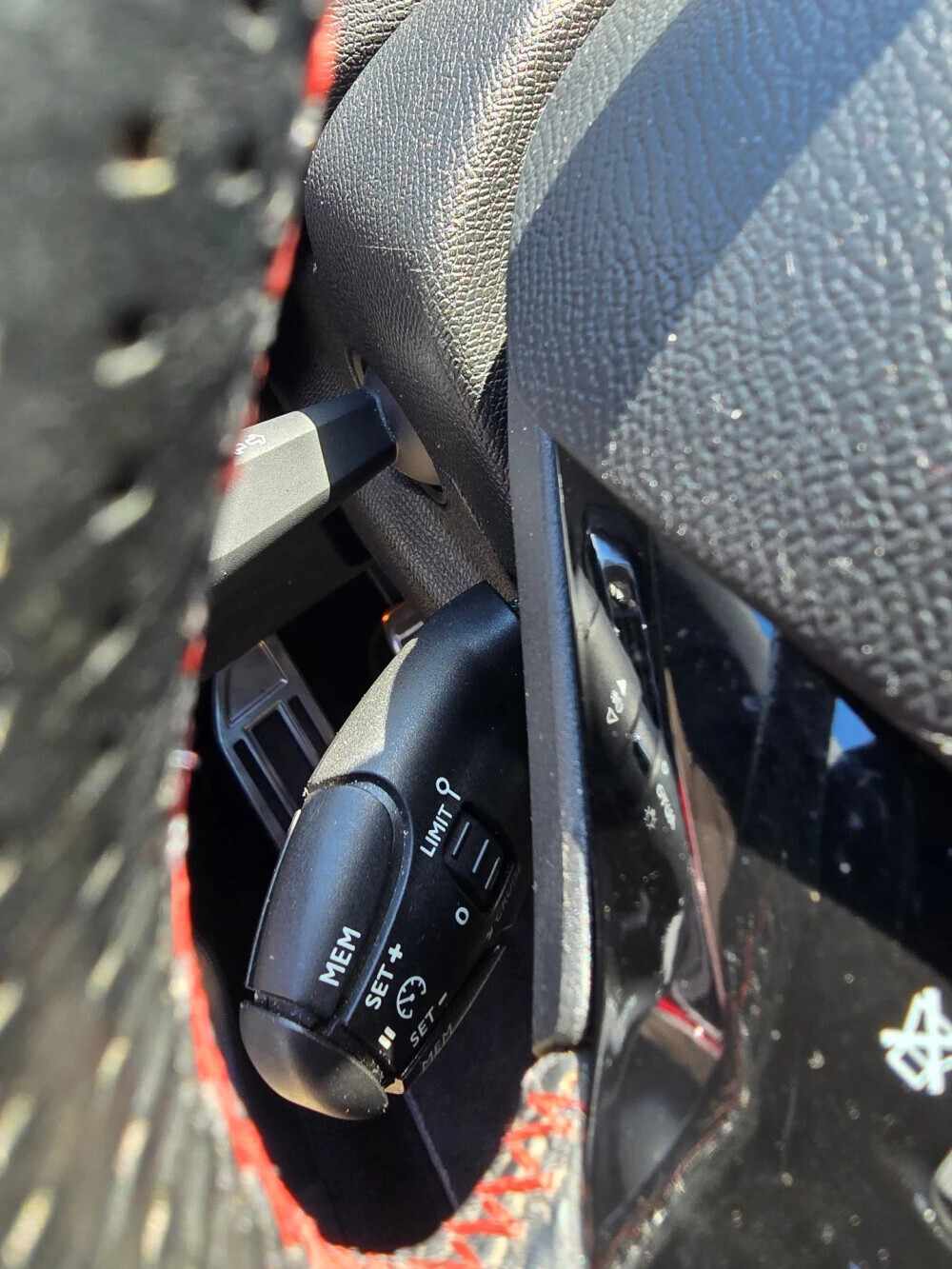 peugeot-308-2015-gasolina-1600cc