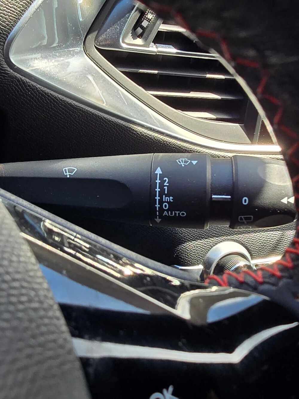 peugeot-308-2015-gasolina-1600cc