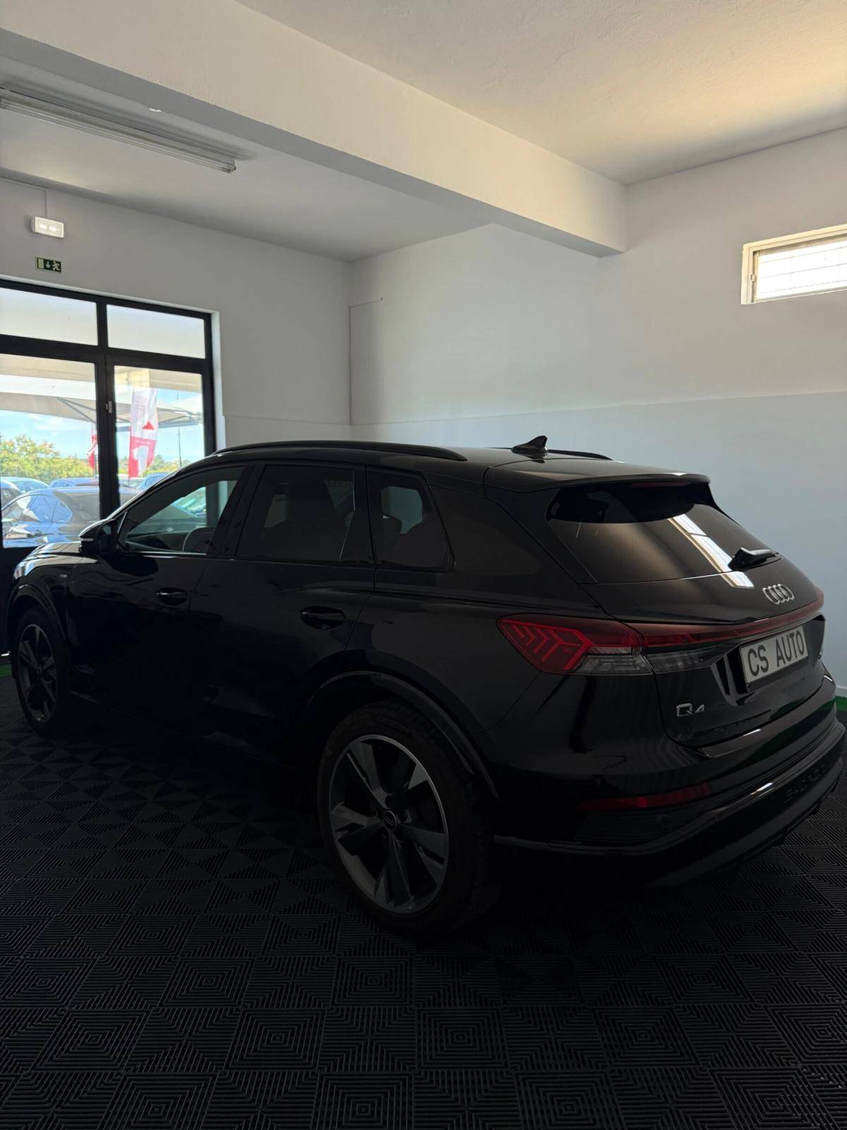 audi-q4-e-tron-2022-eletrico-0cc