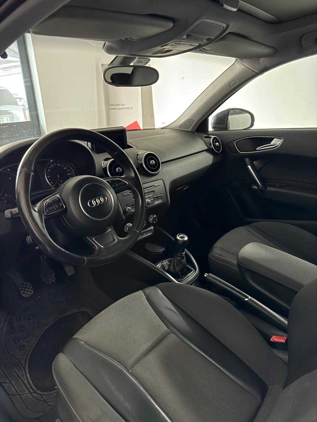 audi-a1-2011-diesel-1598cc