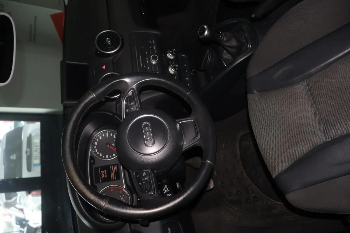 audi-a1-2011-diesel-1598cc