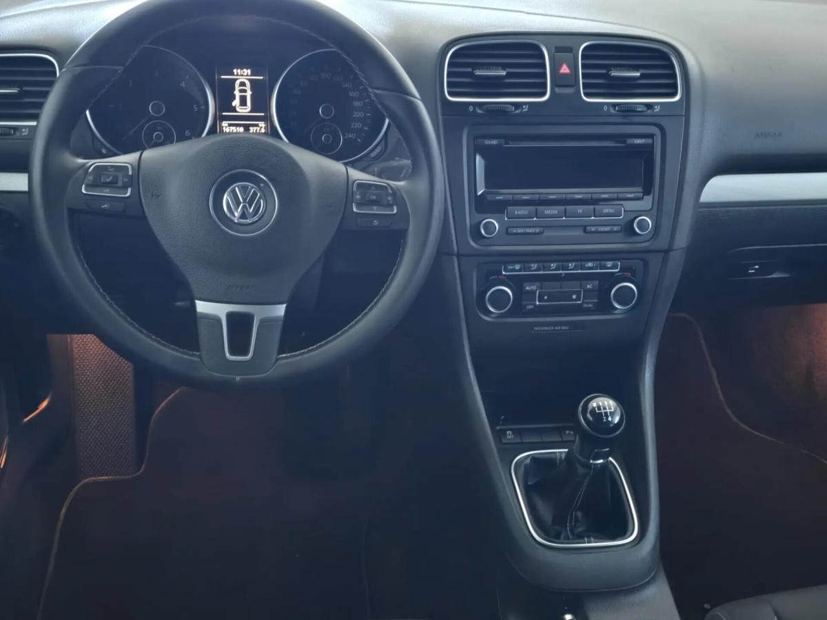 volkswagen-golf-2012-diesel-1598cc