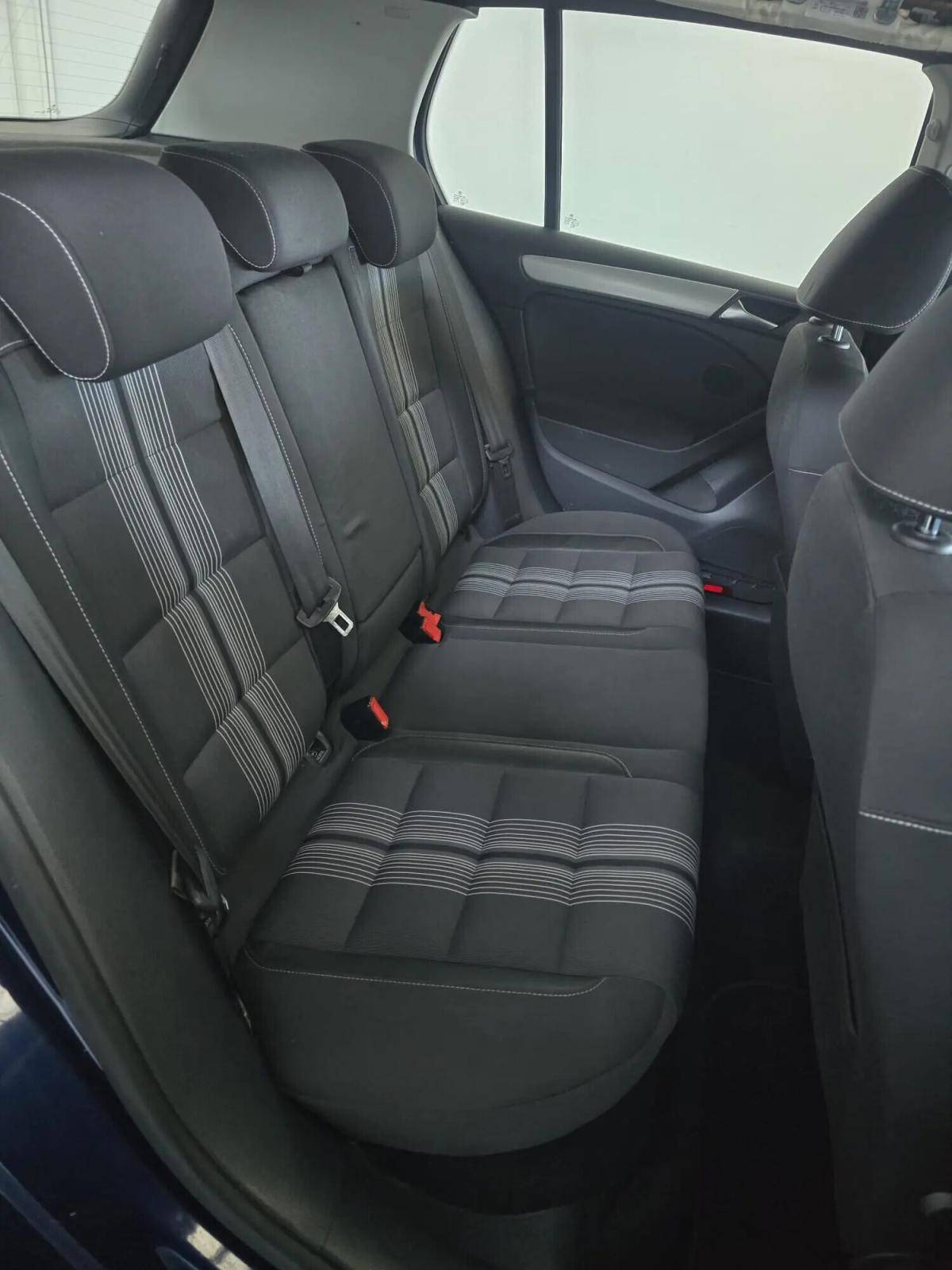 volkswagen-golf-2012-diesel-1598cc
