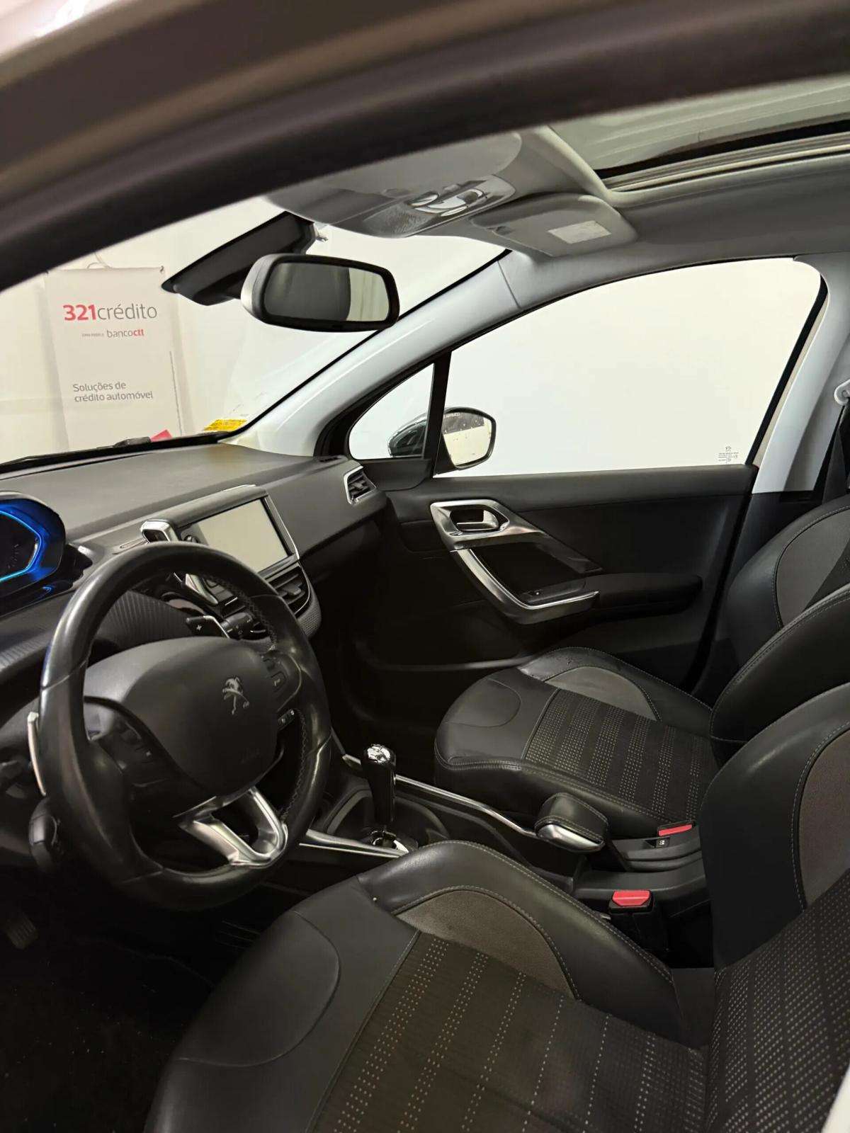 peugeot-2008-2014-gasolina-1199cc