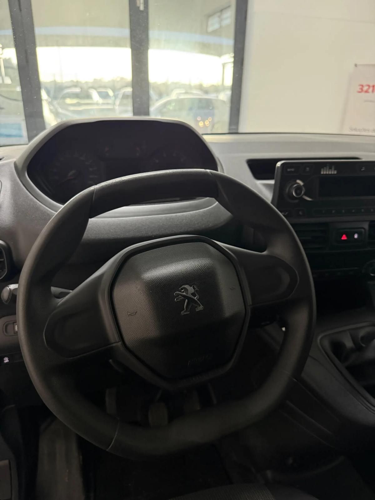 peugeot-partner-2021-diesel-1500cc
