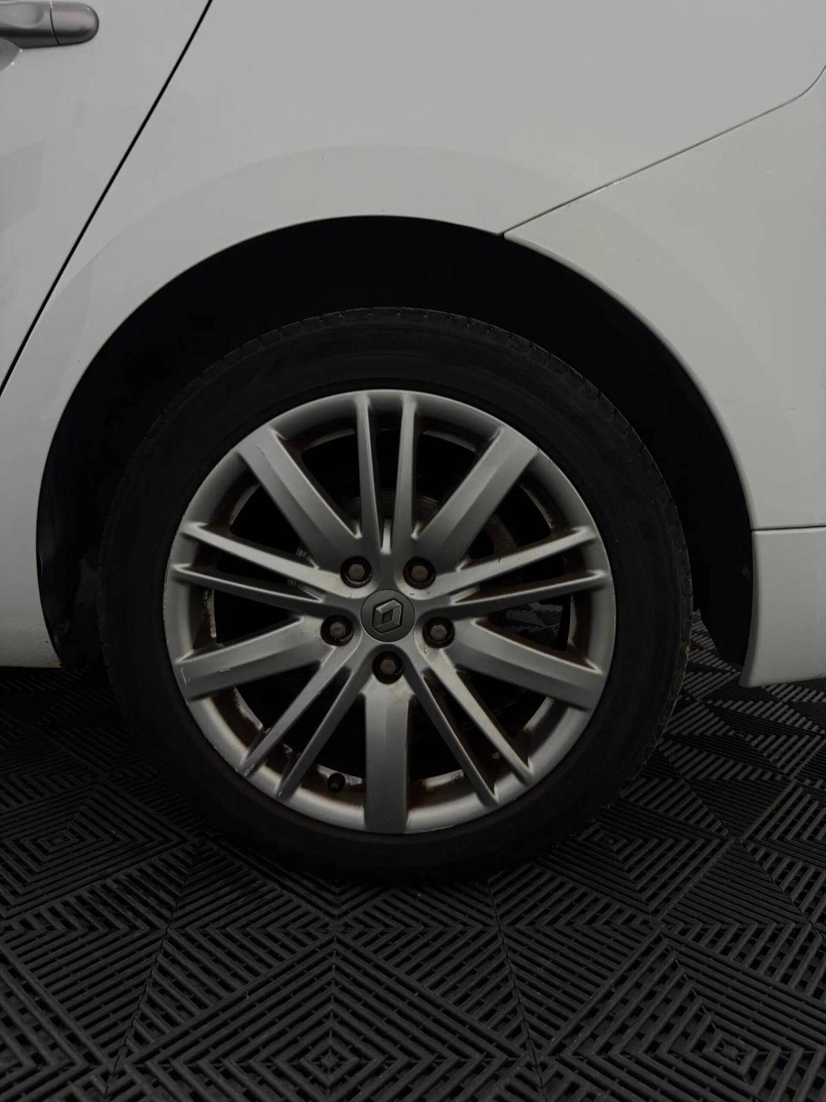 renault-megane-2011-diesel-1461cc