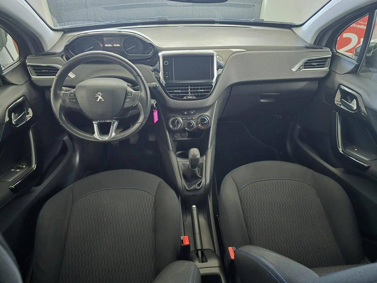 peugeot-208-2018-gasolina-1199cc