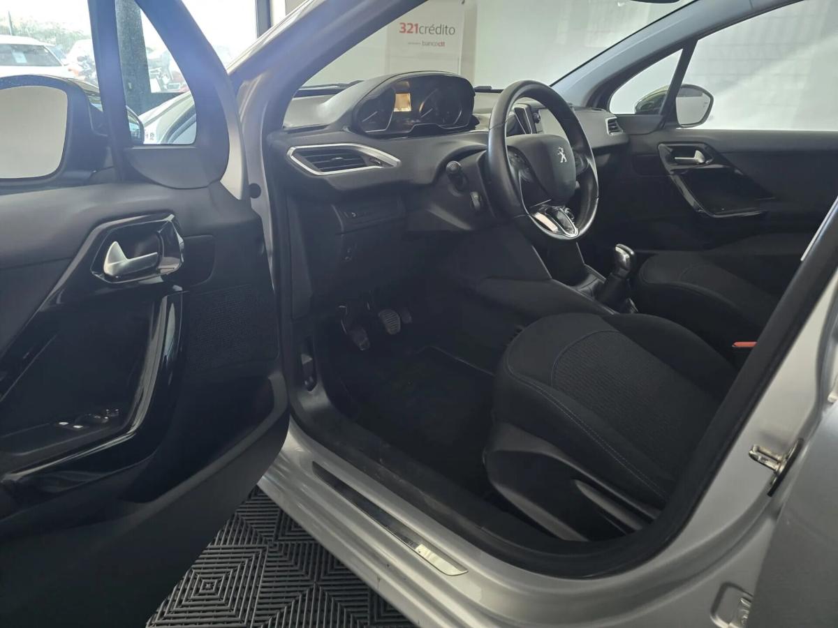 peugeot-208-2018-gasolina-1199cc