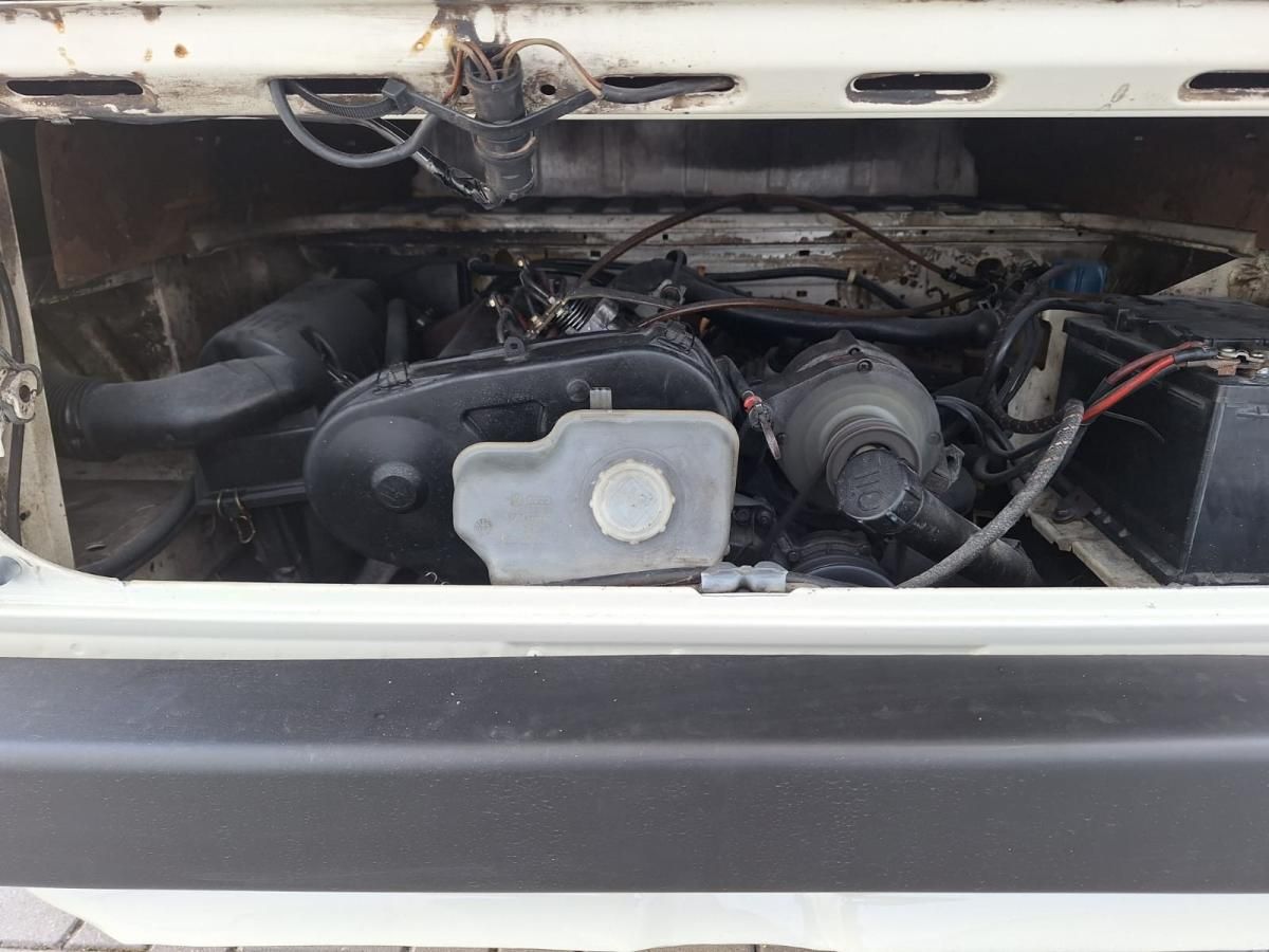 volkswagen-transporter-1990-diesel-1700cc