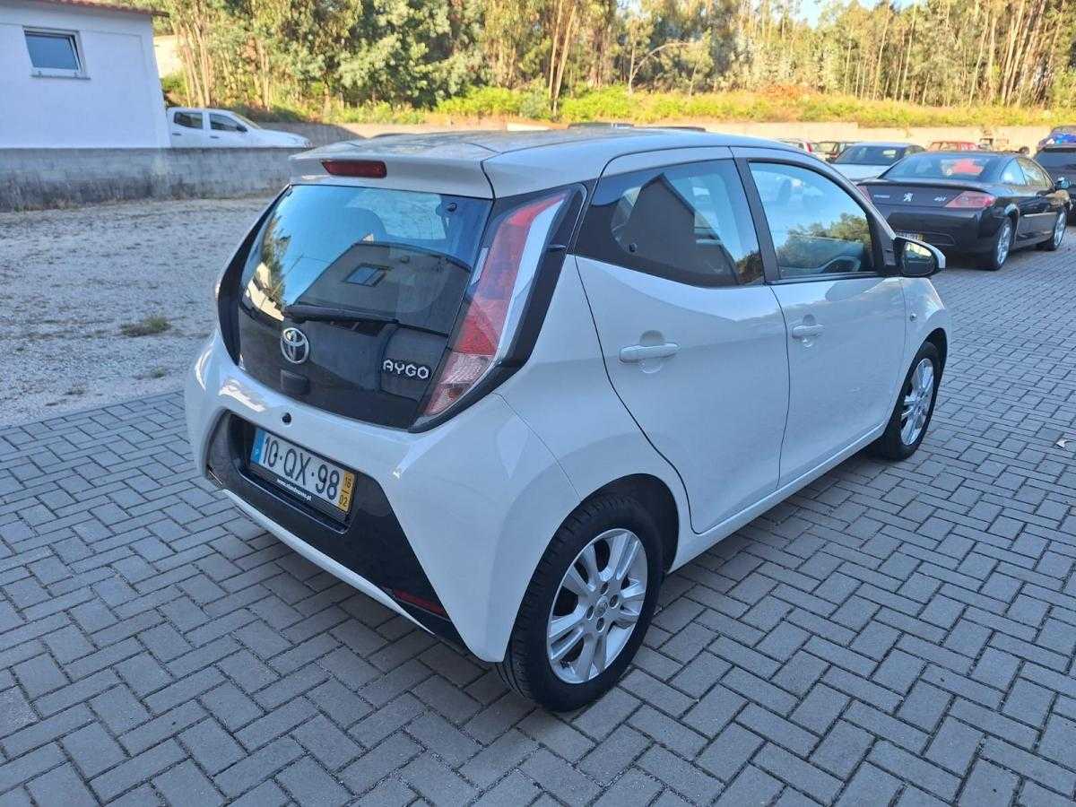 toyota-aygo-2016-gasolina-998cc